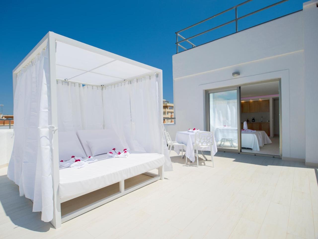 My Way Luxury Ibiza Studio - Ab Group Playa d'en Bossa Ngoại thất bức ảnh