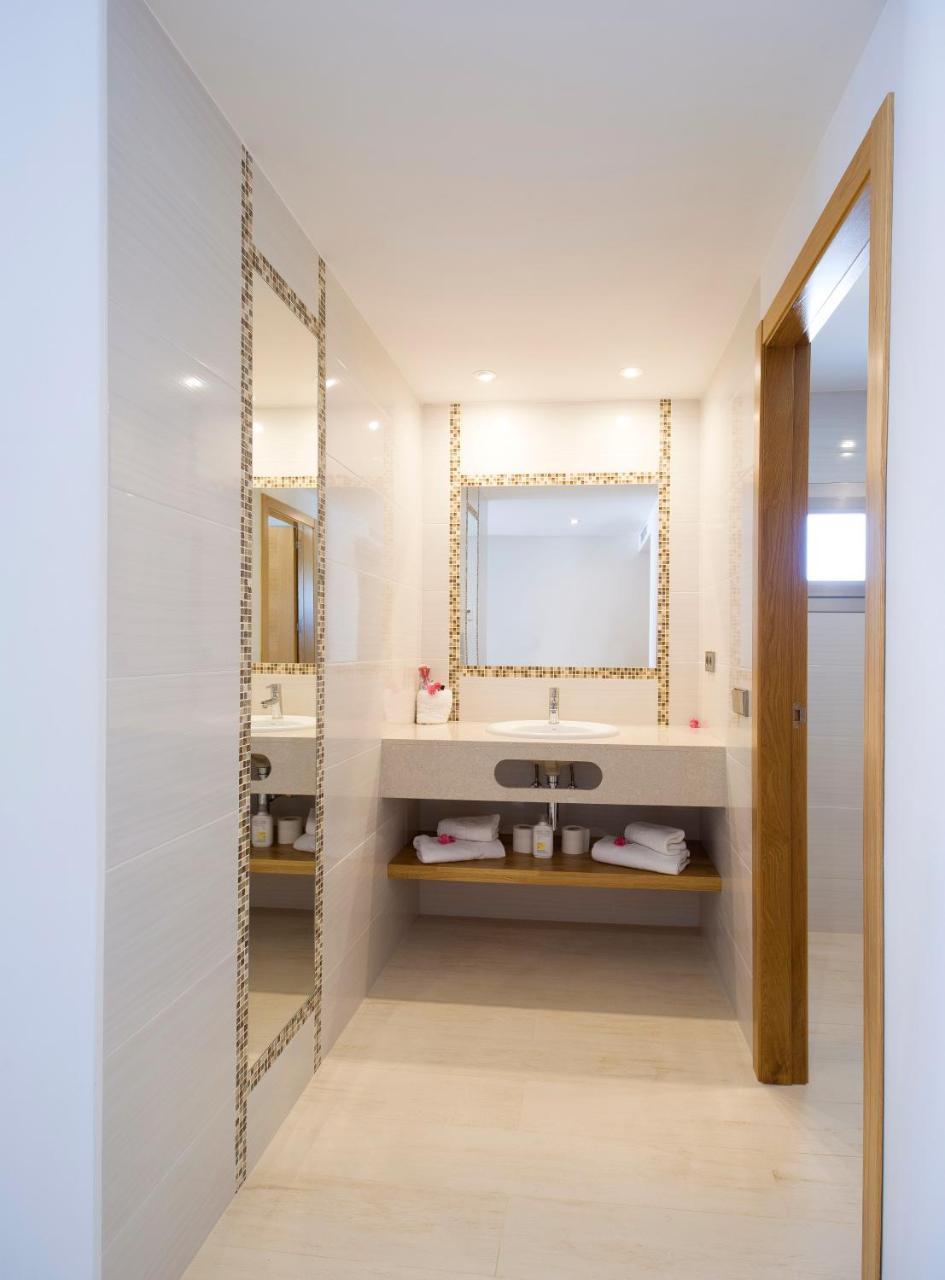 My Way Luxury Ibiza Studio - Ab Group Playa d'en Bossa Ngoại thất bức ảnh