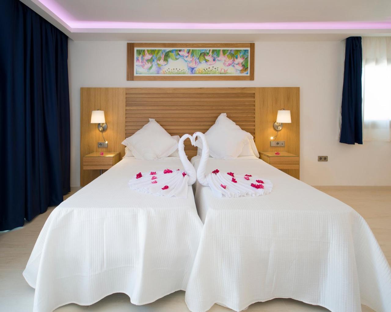 My Way Luxury Ibiza Studio - Ab Group Playa d'en Bossa Ngoại thất bức ảnh
