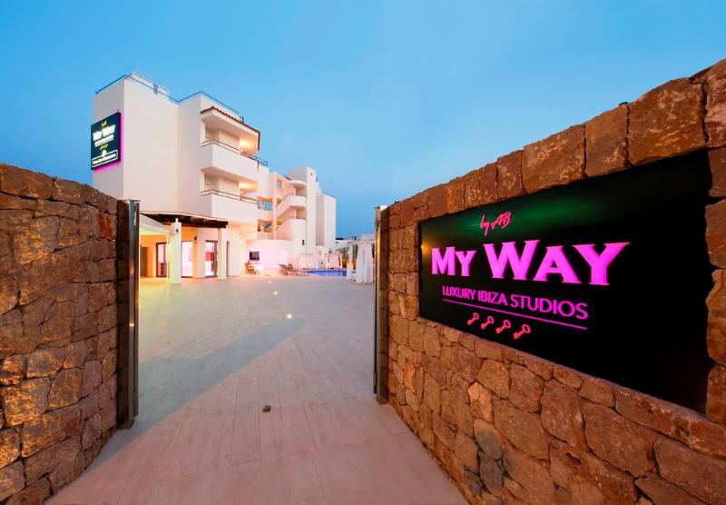 My Way Luxury Ibiza Studio - Ab Group Playa d'en Bossa Ngoại thất bức ảnh